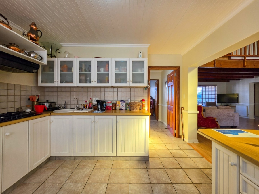 4 Bedroom Property for Sale in Stilbaai Wes Western Cape